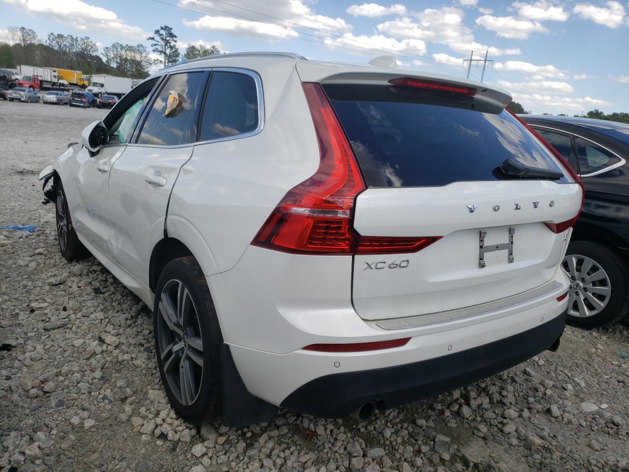 Photo 3 from auction – 2020 VOLVO XC60 T5 MO with VIN YV4102DK0L1550337