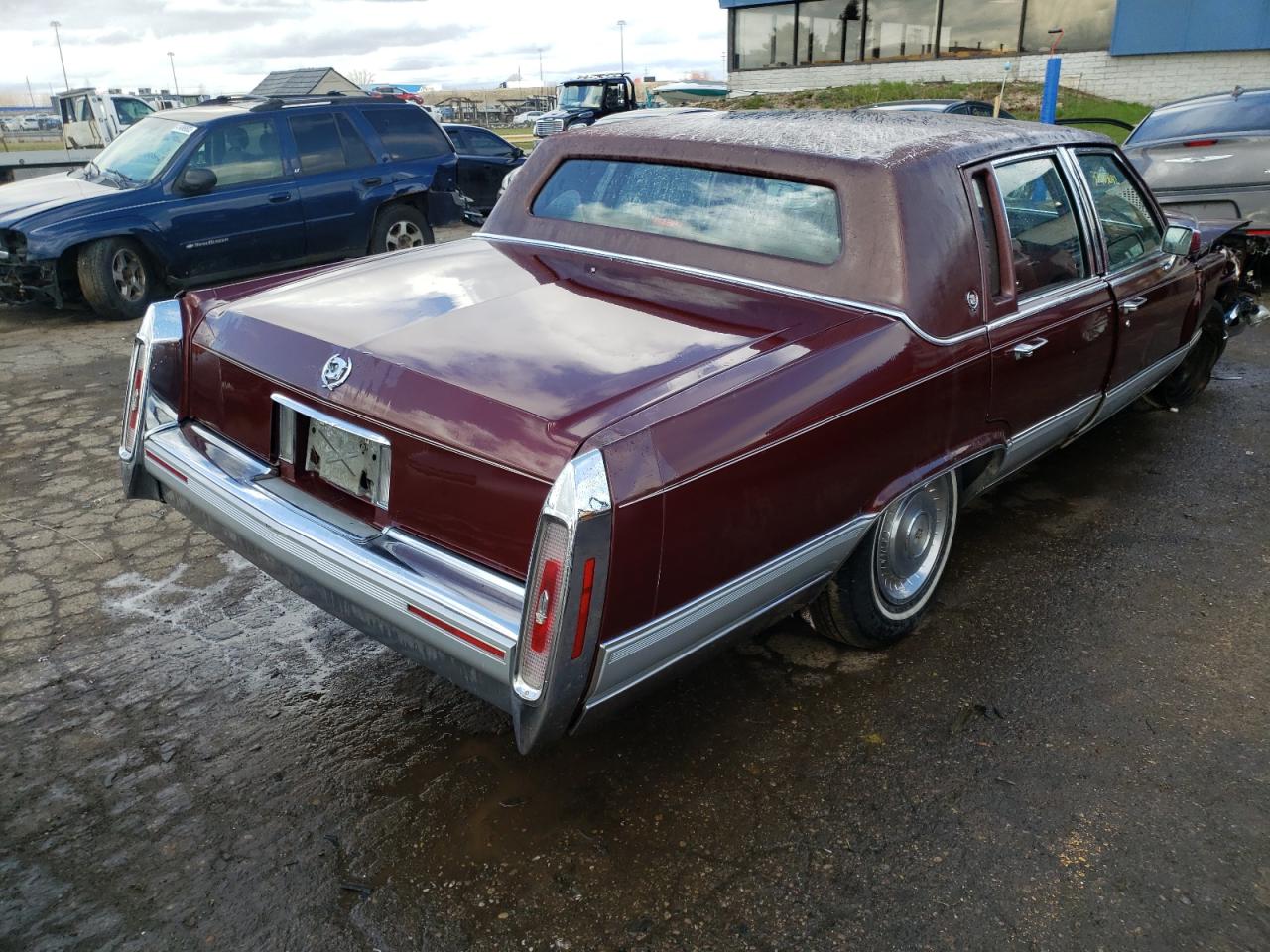 Photo 4 from auction – 1992 CADILLAC BROUGHAM with VIN 1G6DW54E9NR704772