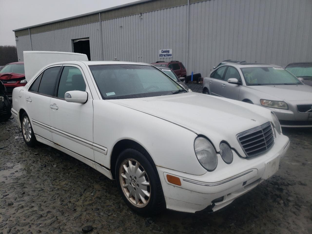 Photo 1 from auction – 2000 MERCEDES-BENZ E 320 with VIN WDBJF65J8YB112843