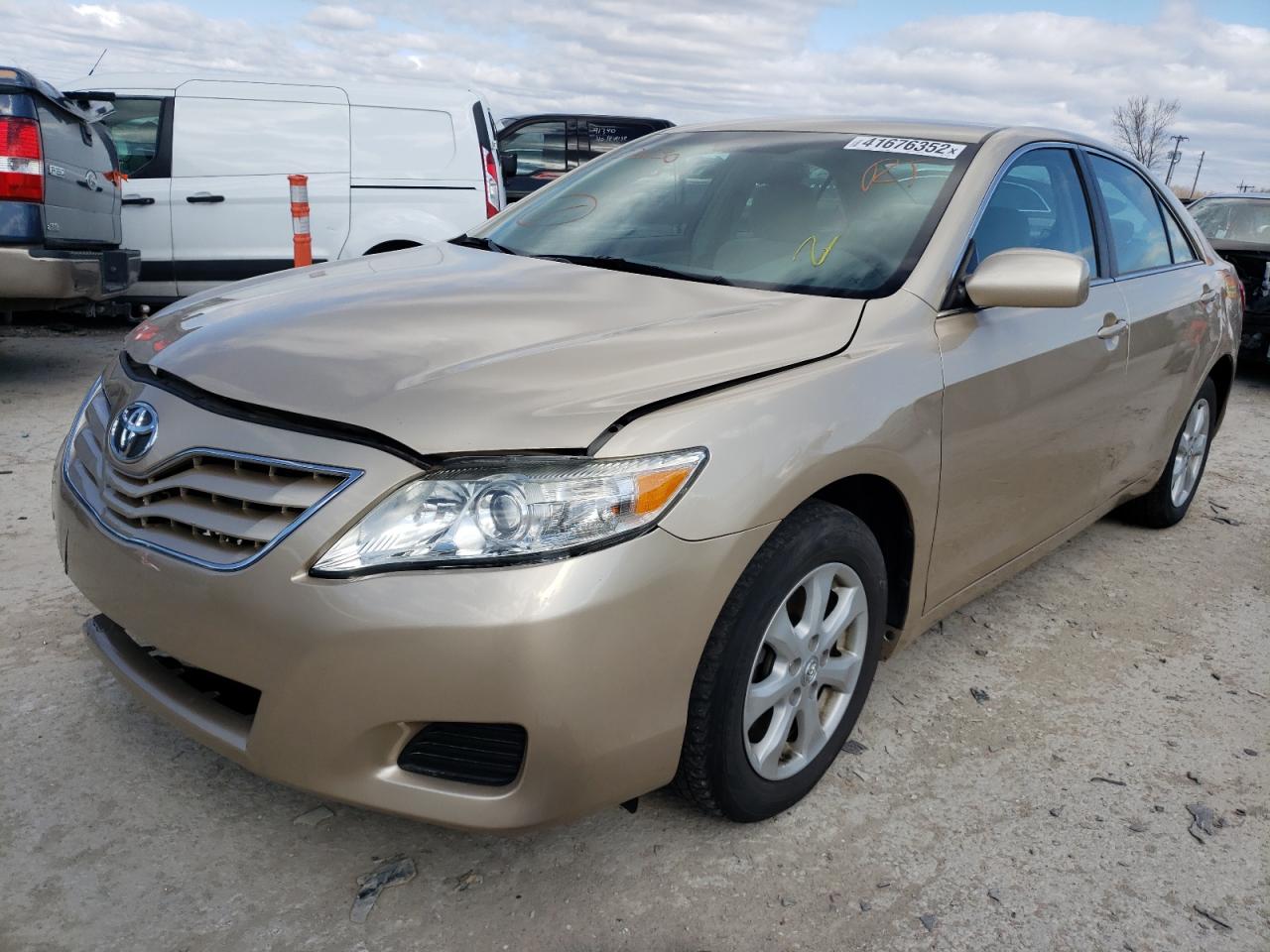 Photo 2 from auction – 2010 TOYOTA CAMRY BASE with VIN 4T4BF3EK4AR076030