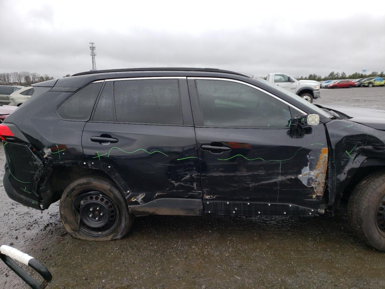 Photo 9 from auction – 2019 TOYOTA RAV4 LE with VIN 2T3H1RFV6KC019689