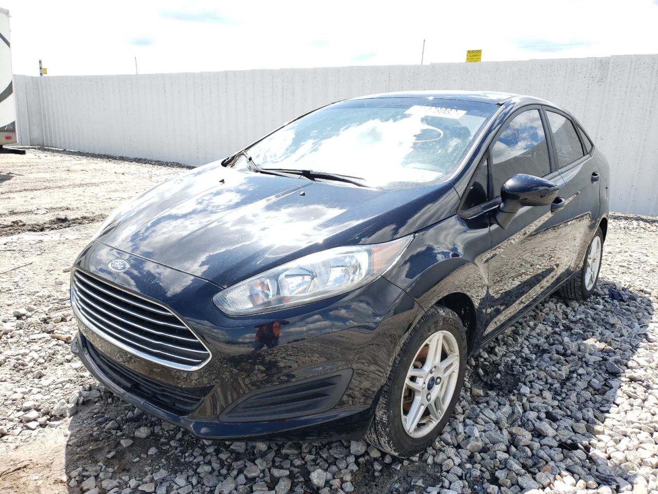 Photo 2 from auction – 2017 FORD FIESTA SE with VIN 3FADP4BJ8HM130374
