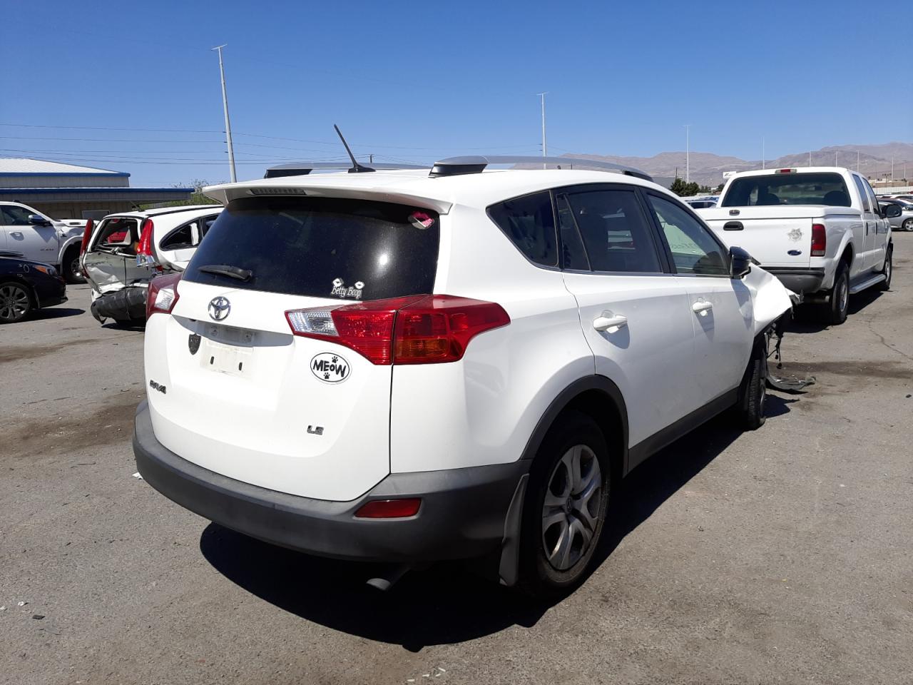 Photo 4 from auction – 2014 TOYOTA RAV4 LE with VIN JTMZFREV5EJ002214