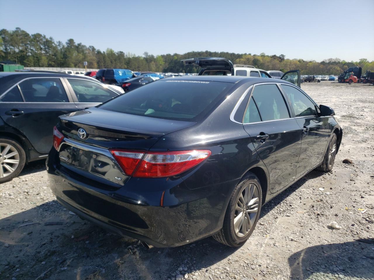 Photo 3 from auction – 2015 TOYOTA CAMRY LE with VIN 4T1BF1FK9FU017768