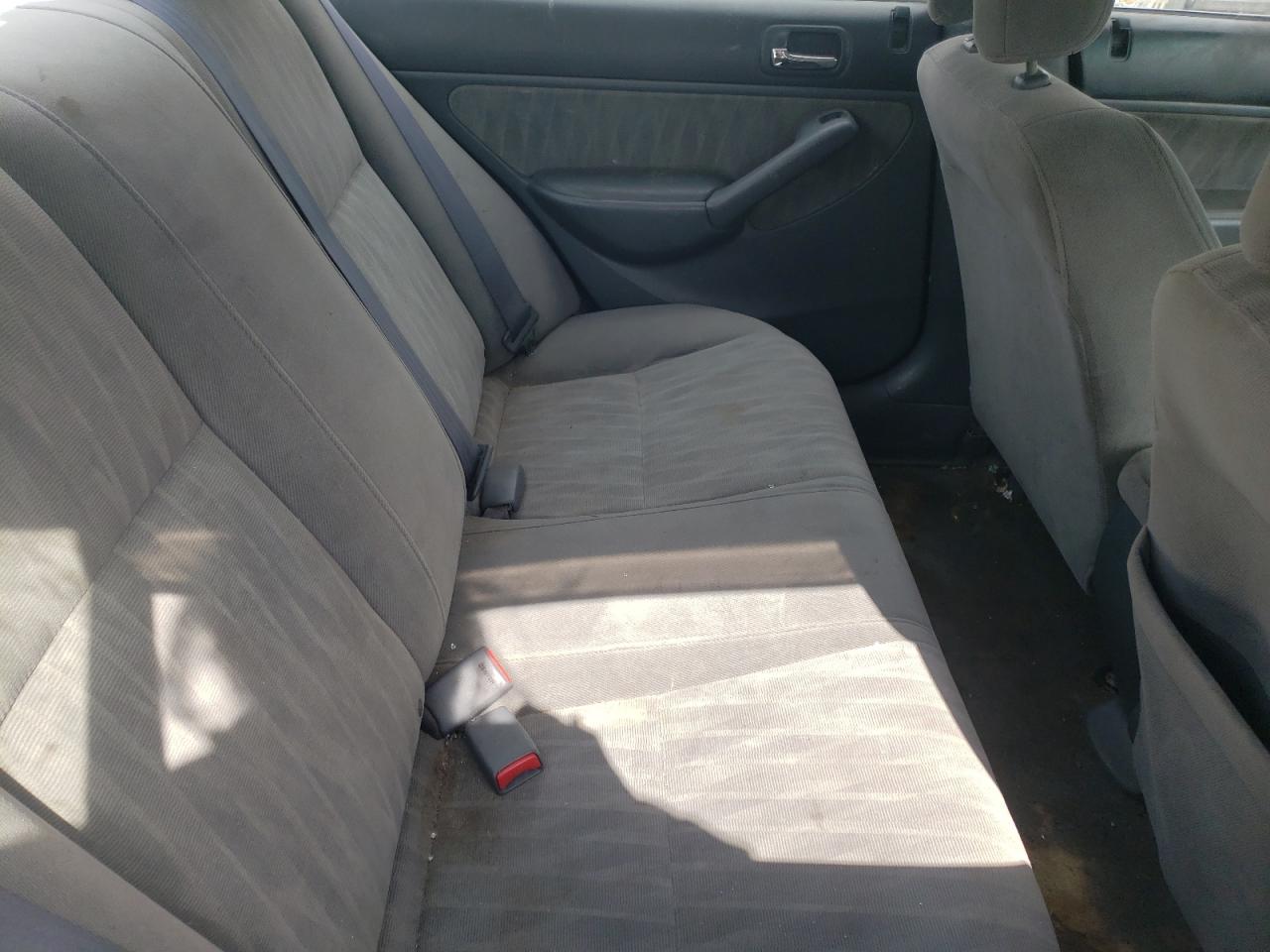 Photo 6 from auction – 2005 HONDA CIVIC LX with VIN 2HGES15525H574632