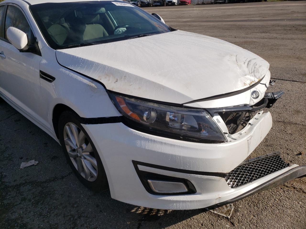 Photo 9 from auction – 2015 KIA OPTIMA EX with VIN 5XXGN4A71FG480673
