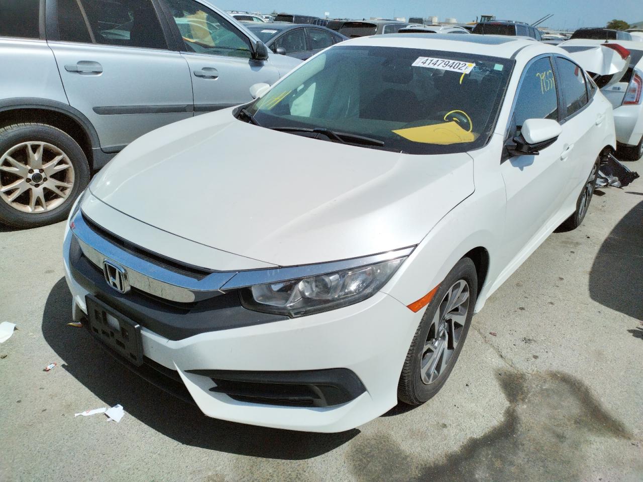 Photo 2 from auction – 2016 HONDA CIVIC EX with VIN 19XFC2F74GE241045