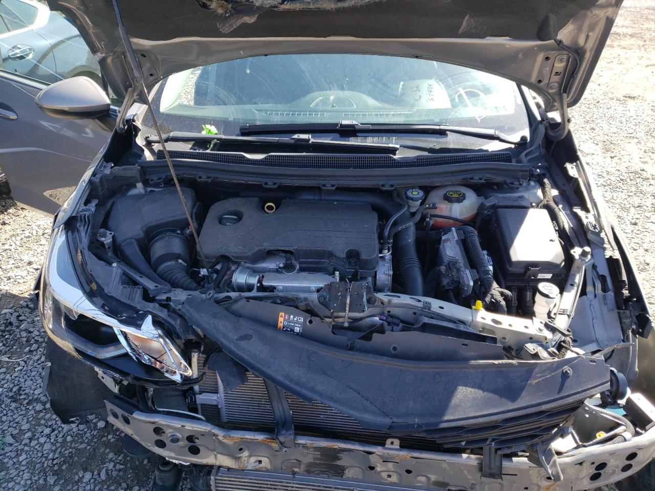 Photo 7 from auction – 2018 CHEVROLET CRUZE with VIN 1G1BE5SM2J7239316