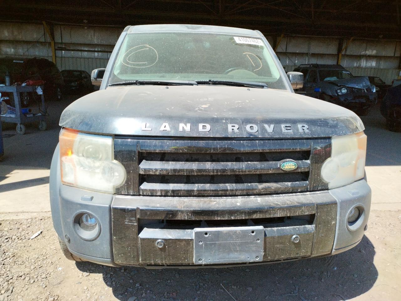 Photo 9 from auction – 2007 LAND ROVER LR3 SE with VIN SALAE25487A429073