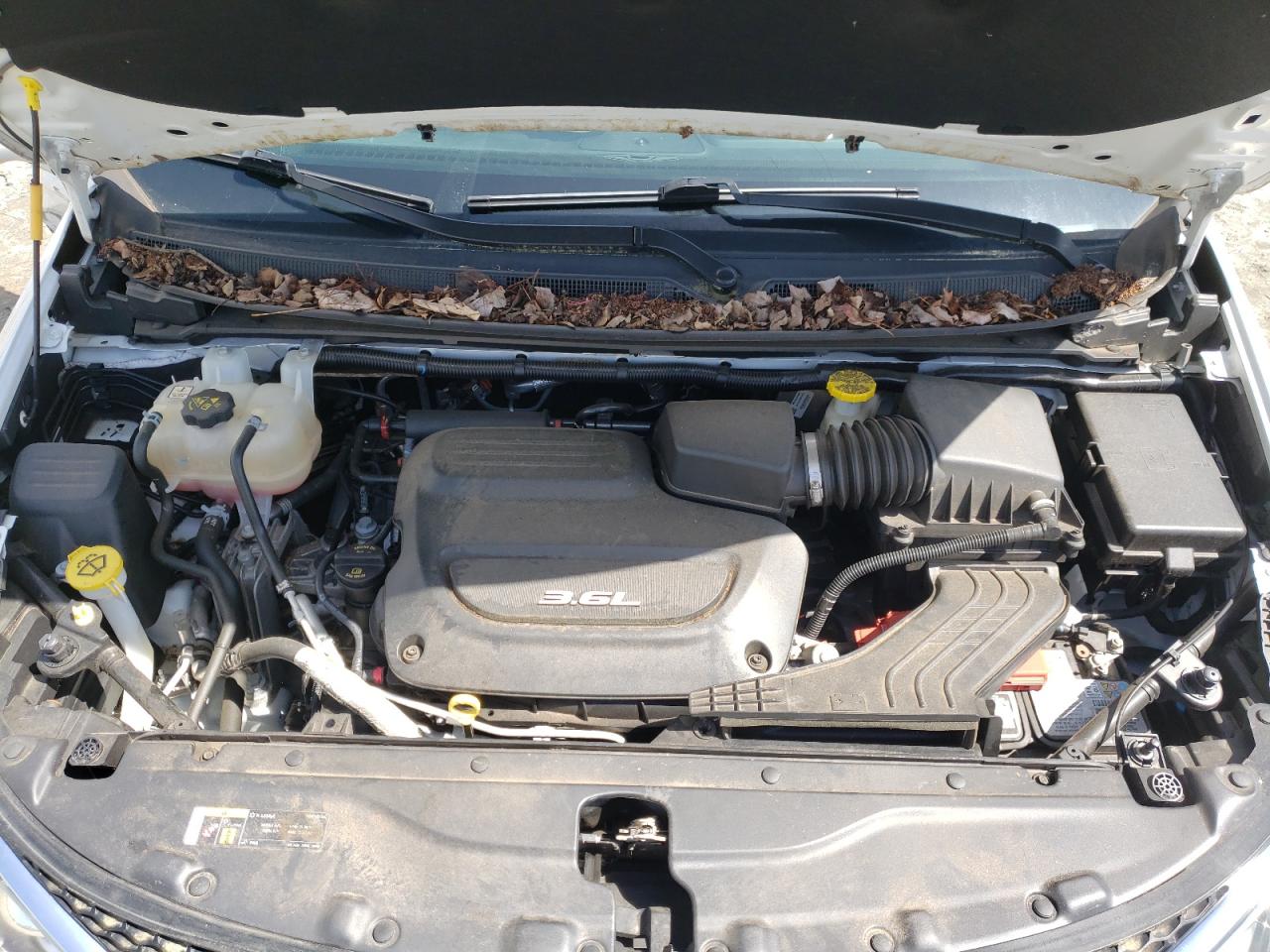 Photo 7 from auction – 2018 CHRYSLER PACIFICA T with VIN 2C4RC1FG7JR174258
