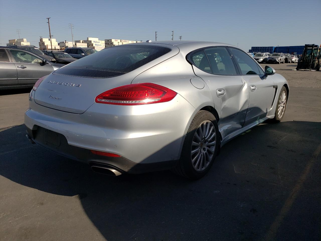Photo 4 from auction – 2014 PORSCHE PANAMERA 2 with VIN WP0AA2A70EL011515