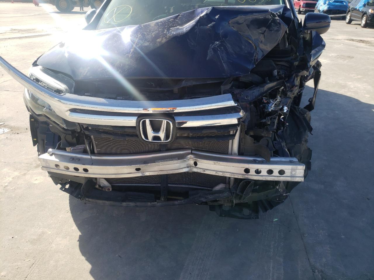 Photo 9 from auction – 2019 HONDA RIDGELINE with VIN 5FPYK2F61KB005806