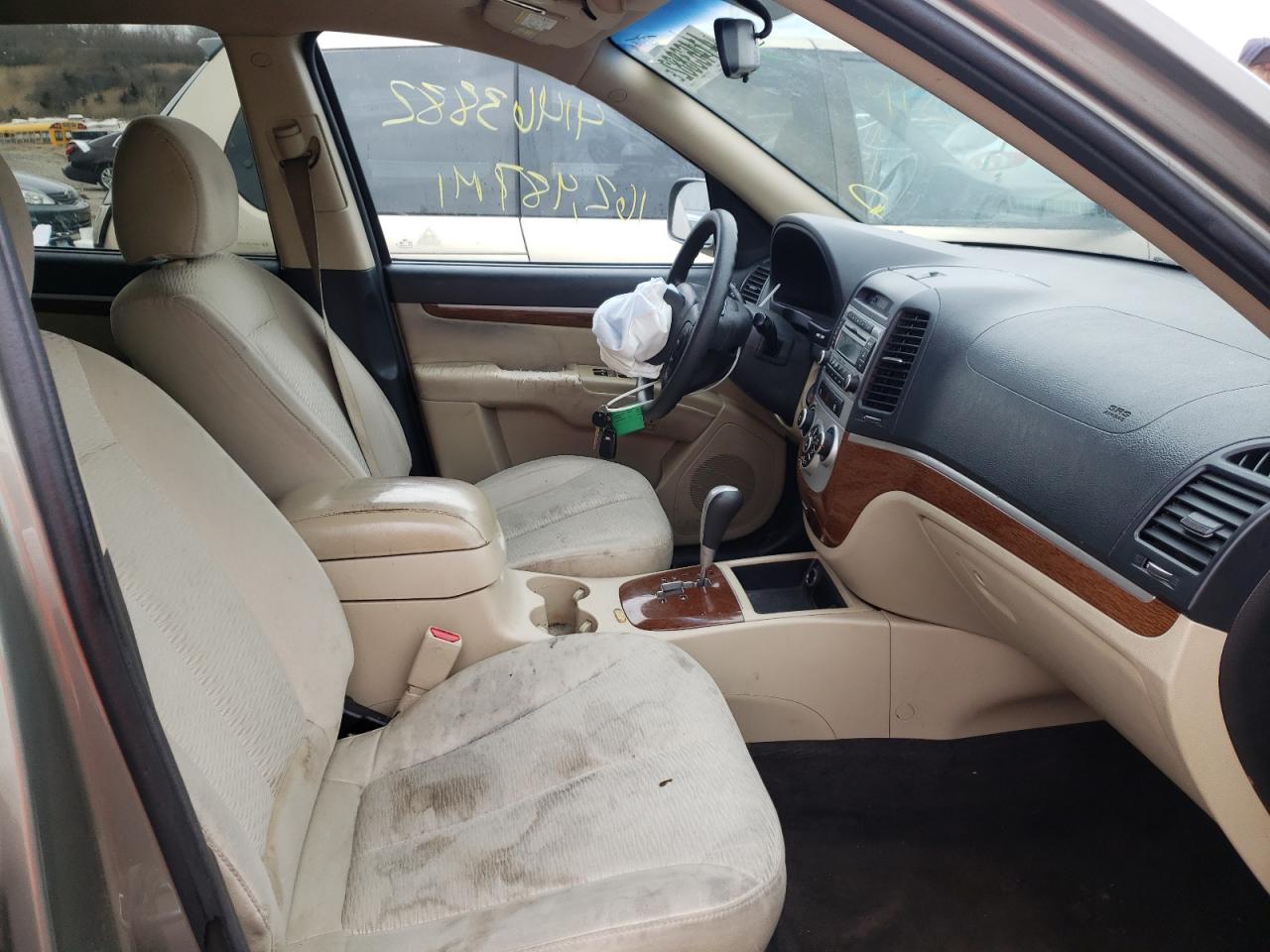 Photo 5 from auction – 2008 HYUNDAI SANTA FE G with VIN 5NMSG13D28H174995