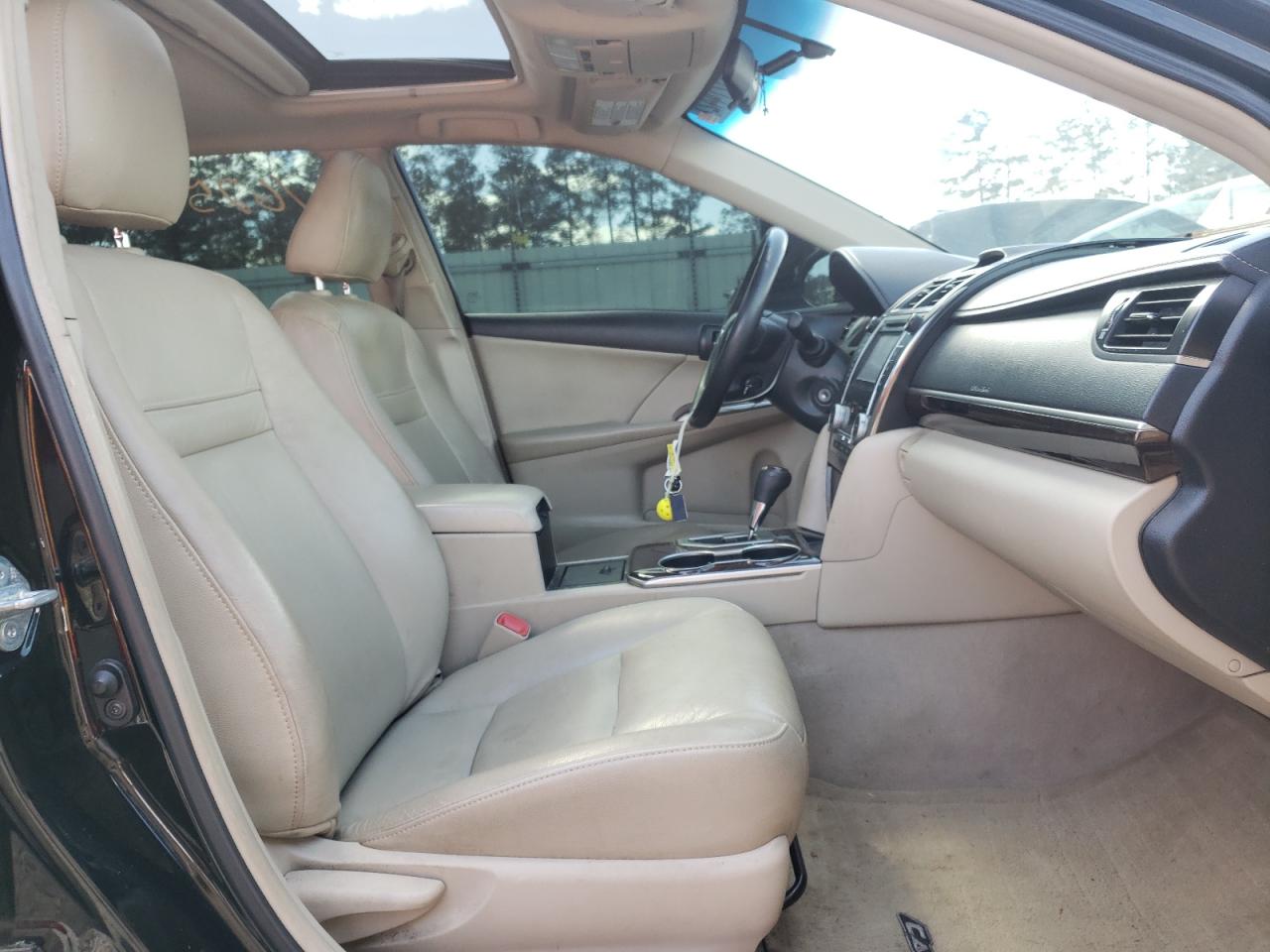 Photo 5 from auction – 2012 TOYOTA CAMRY BASE with VIN 4T1BF1FK0CU142797