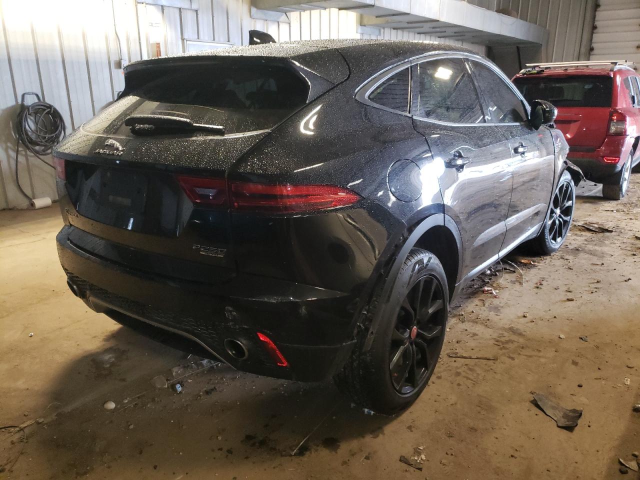 Photo 4 from auction – 2018 JAGUAR E-PACE S with VIN SADFJ2FX8J1Z01351
