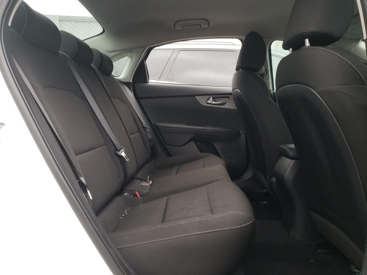 Photo 6 from auction – 2021 KIA FORTE FE with VIN 3KPF24AD3ME266316