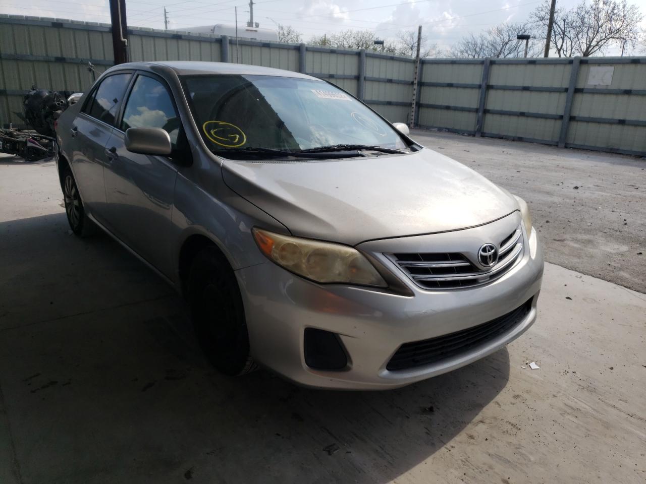 TOYOTA COROLLA BA 2013 con VIN 2T1BU4EE5DC041499 - Foto de la subasta