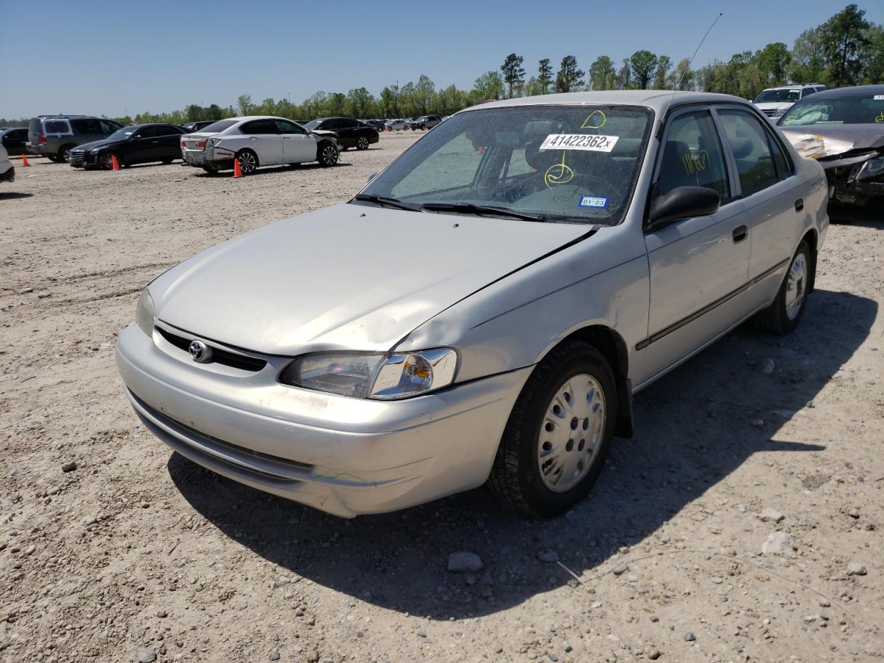 Photo 2 from auction – 2000 TOYOTA COROLLA VE with VIN 1NXBR12E0YZ397965