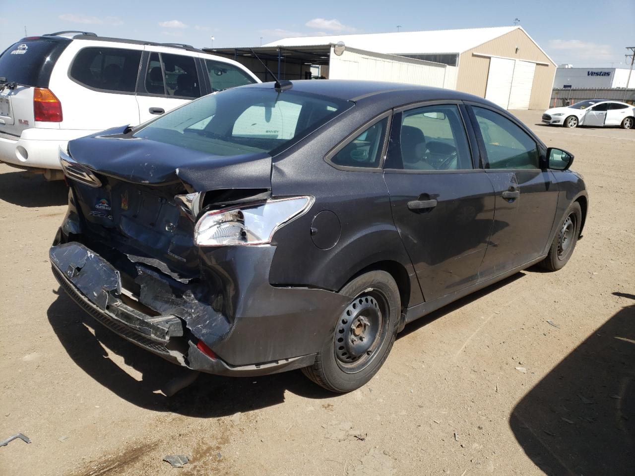 Photo 4 from auction – 2016 FORD FOCUS S with VIN 1FADP3E20GL297214