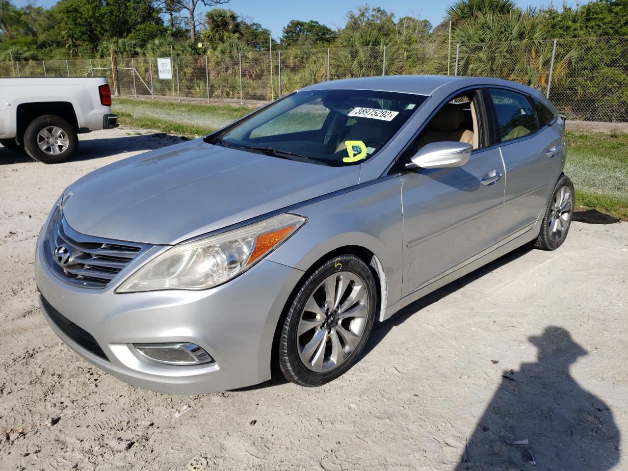 Photo 2 from auction – 2012 HYUNDAI AZERA GLS with VIN KMHFG4JG0CA164867
