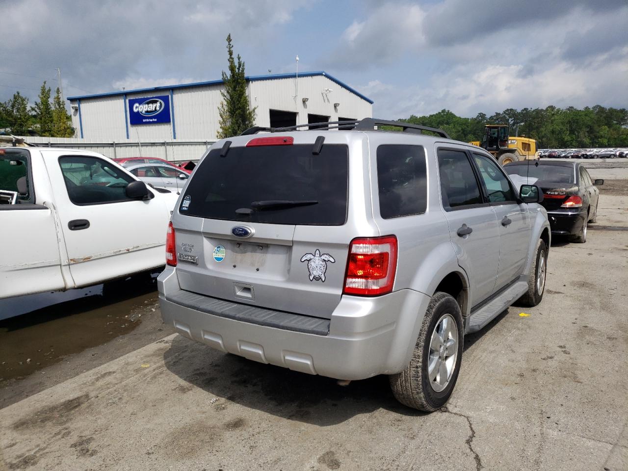 Photo 4 from auction – 2011 FORD ESCAPE XLT with VIN 1FMCU0D76BKC16124