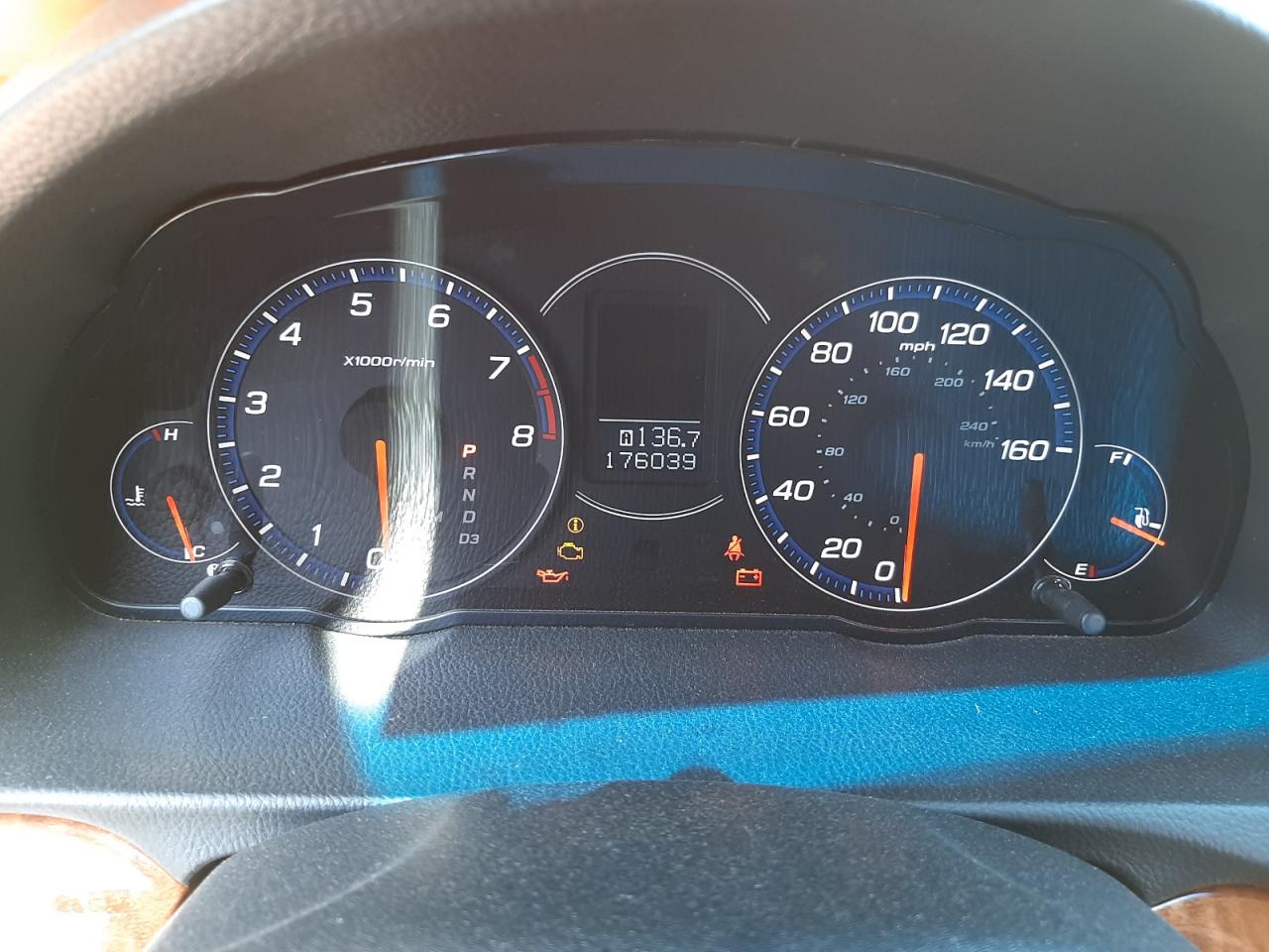 Photo 8 from auction – 2007 ACURA TSX with VIN JH4CL96957C011727