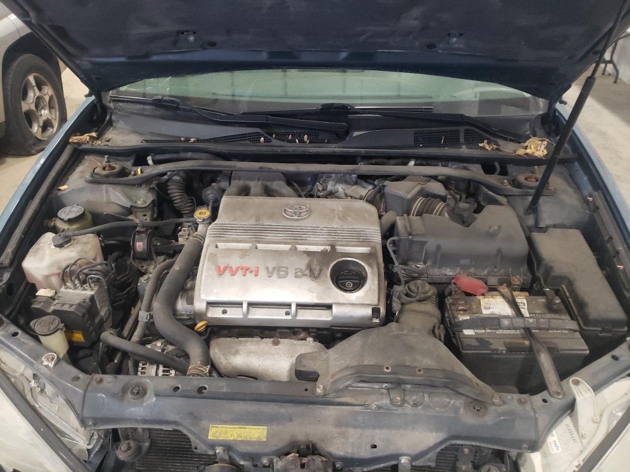 Photo 7 from auction – 2004 TOYOTA CAMRY LE with VIN 4T1BF30K24U569016