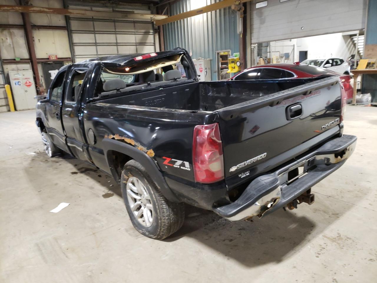 Photo 3 from auction – 2003 CHEVROLET SILVERADO with VIN 2GCEK19T031256005