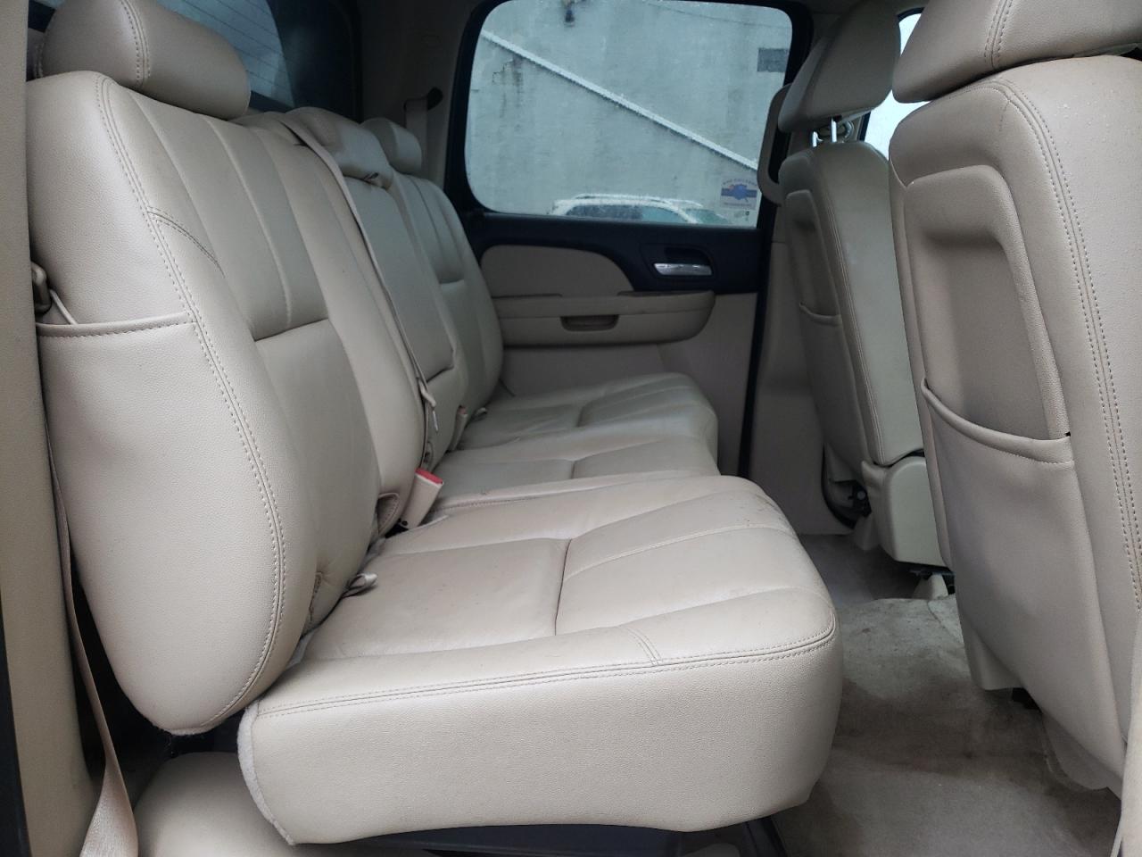 Photo 6 from auction – 2008 CHEVROLET AVALANCHE with VIN 3GNFK12308G146303