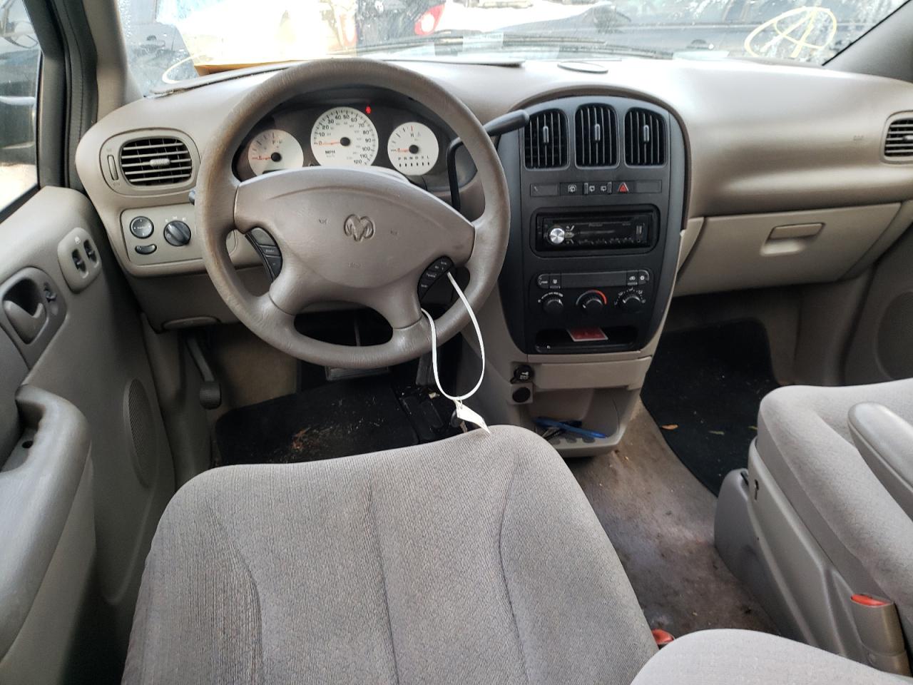 Photo 9 from auction – 2003 DODGE CARAVAN SE with VIN 1D4GP25343B221153