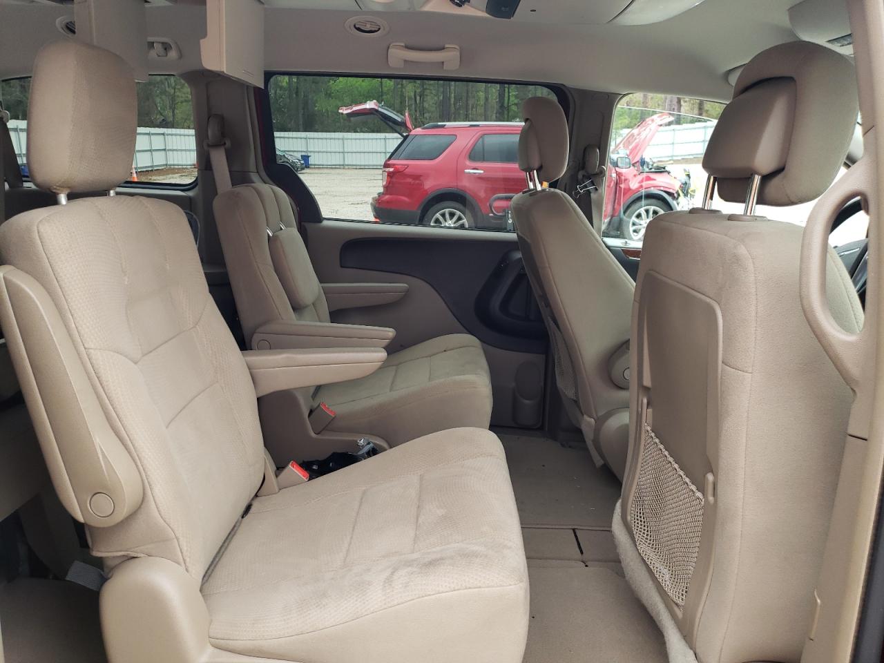 Photo 6 from auction – 2011 CHRYSLER TOWN & COU with VIN 2A4RR5DG8BR698149