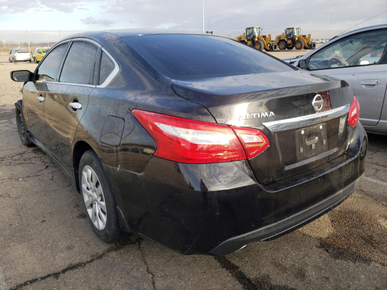 Photo 3 from auction – 2017 NISSAN ALTIMA 2.5 with VIN 1N4AL3AP1HN339847