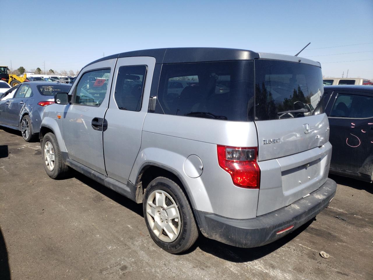 Photo 3 from auction – 2010 HONDA ELEMENT LX with VIN 5J6YH2H38AL000280