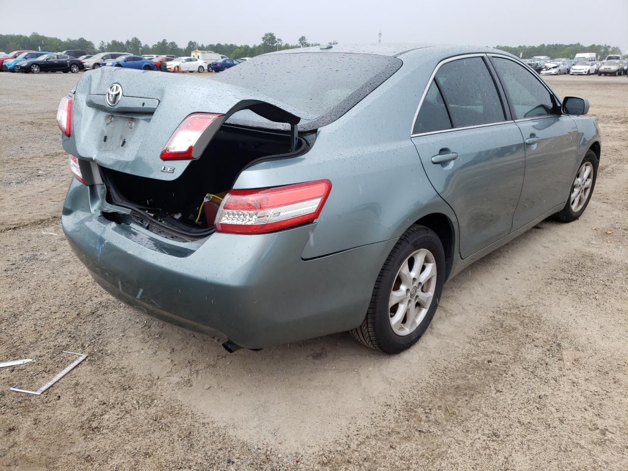 Photo 4 from auction – 2011 TOYOTA CAMRY BASE with VIN 4T1BF3EK8BU686752
