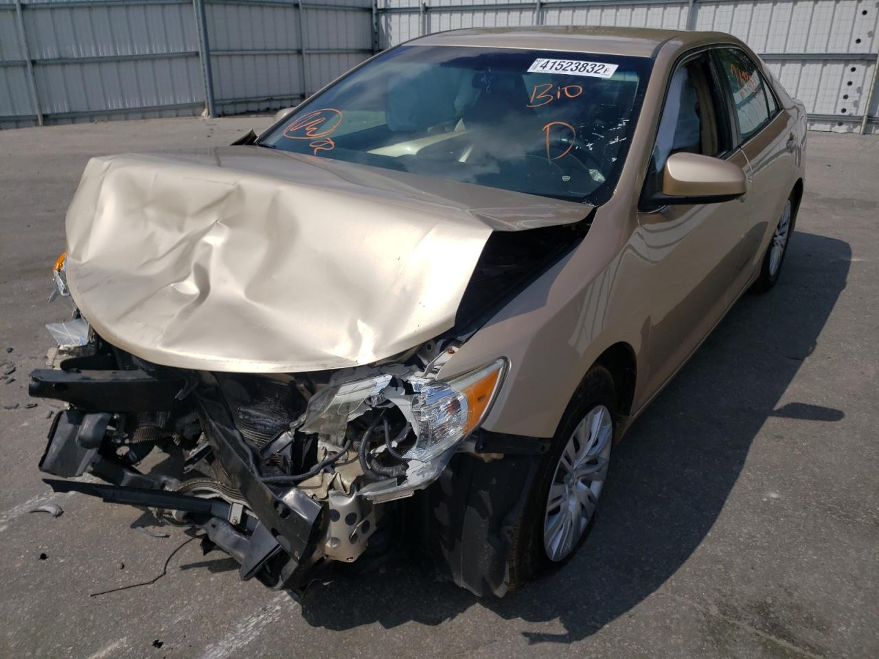 Photo 2 from auction – 2012 TOYOTA CAMRY BASE with VIN 4T1BF1FK5CU505143