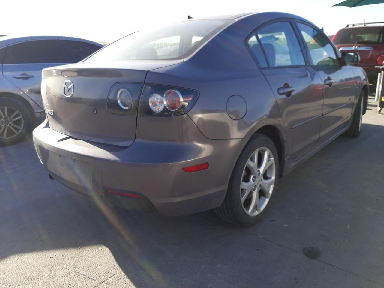 Photo 4 from auction – 2007 MAZDA 3 S with VIN JM1BK323X71621715