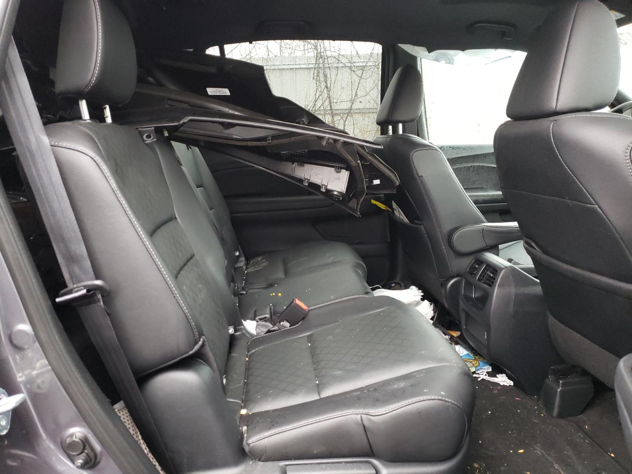 Photo 6 from auction – 2020 HONDA PASSPORT E with VIN 5FNYF8H53LB015775