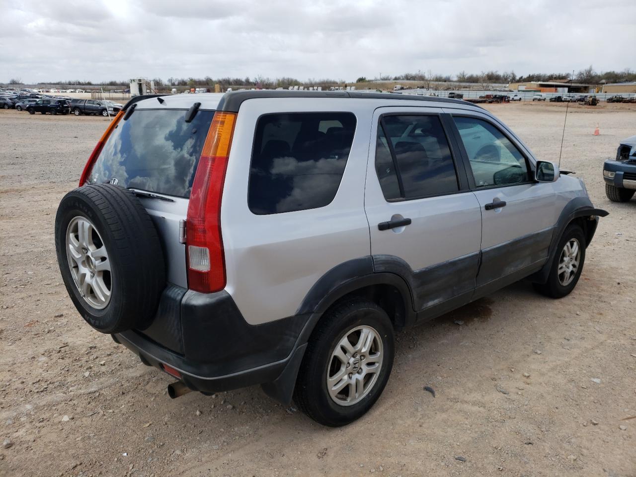 Photo 4 from auction – 2002 HONDA CR-V EX with VIN JHLRD78812C044804