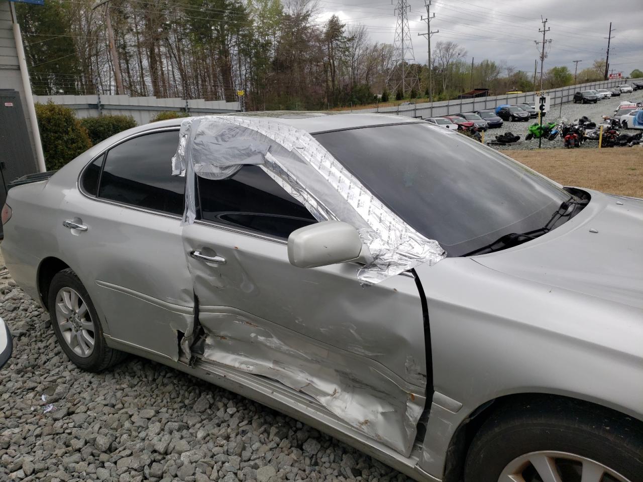 Photo 9 from auction – 2003 LEXUS ES 300 with VIN JTHBF30G330109982