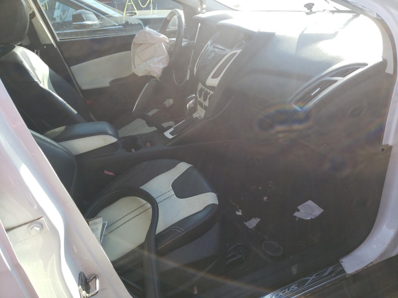 Photo 5 from auction – 2013 FORD FOCUS SE with VIN 1FADP3F20DL177150