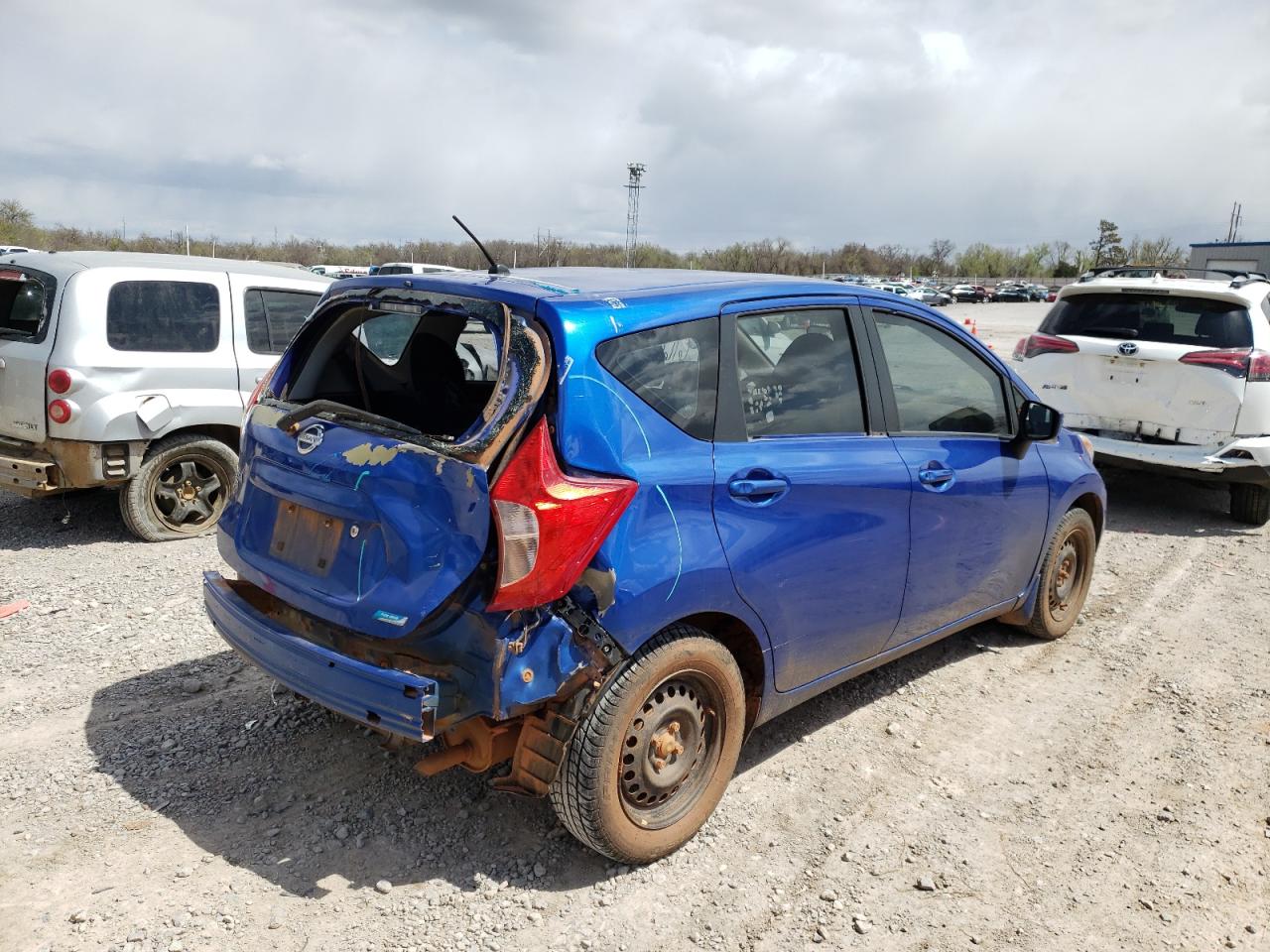 Photo 4 from auction – 2015 NISSAN VERSA NOTE with VIN 3N1CE2CPXFL379378