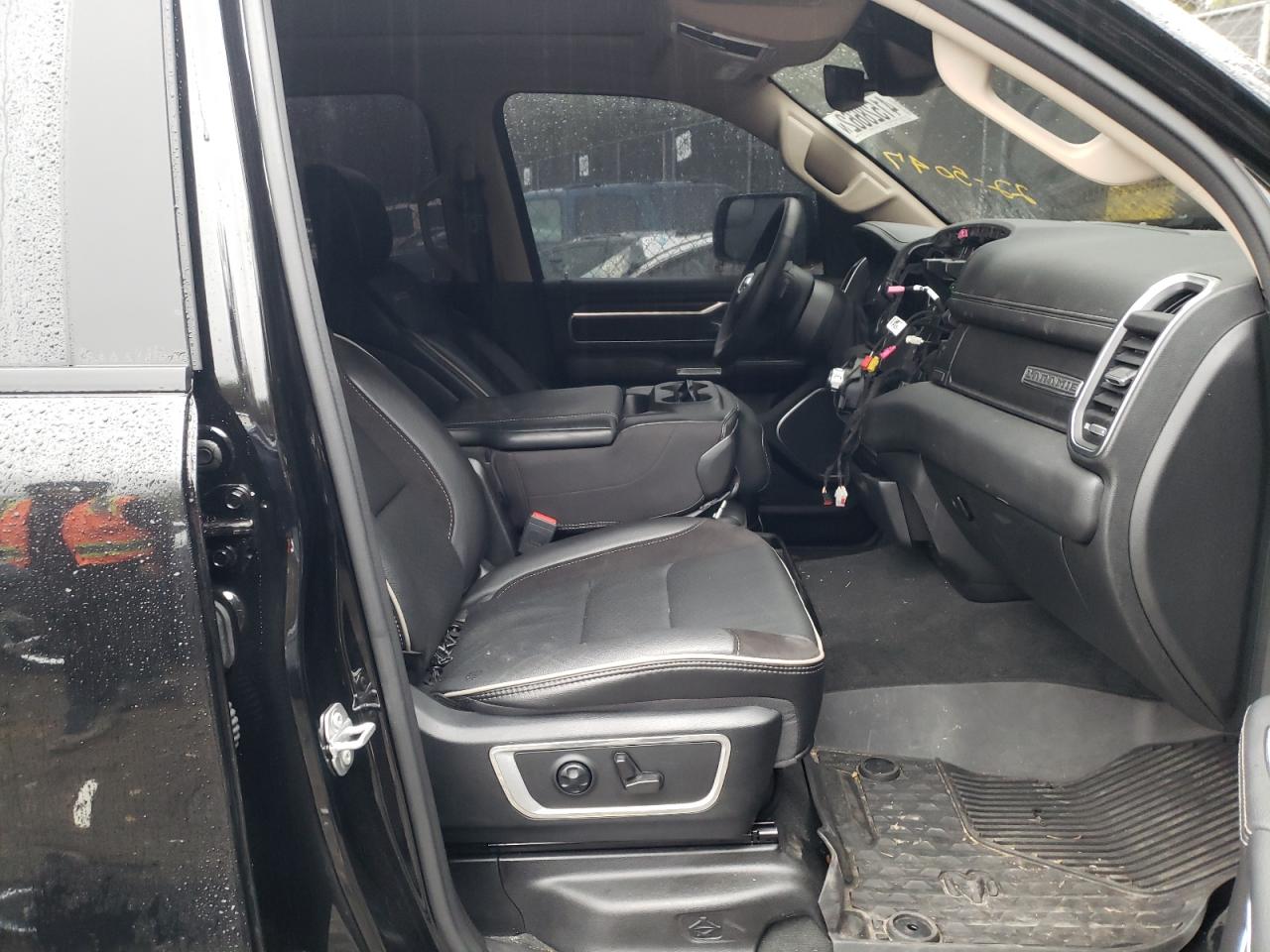 Photo 5 from auction – 2021 RAM 1500 LARAM with VIN 1C6SRFRT2MN779089