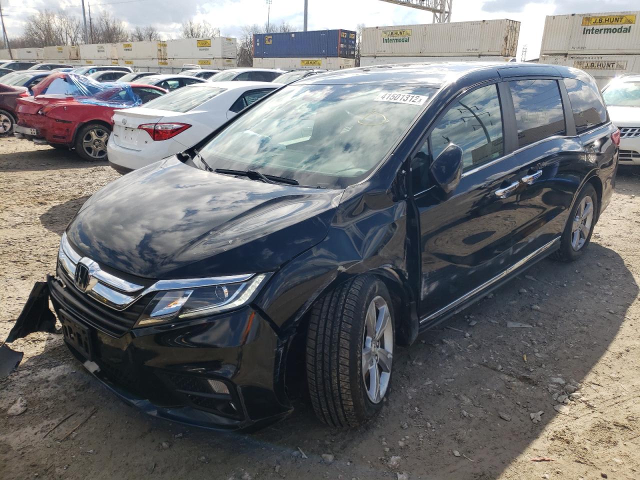Photo 2 from auction – 2018 HONDA ODYSSEY EX with VIN 5FNRL6H70JB080499