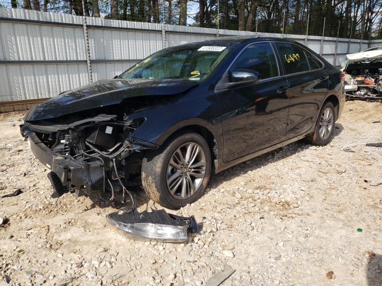 Photo 2 from auction – 2017 TOYOTA CAMRY LE with VIN 4T1BF1FK1HU415219