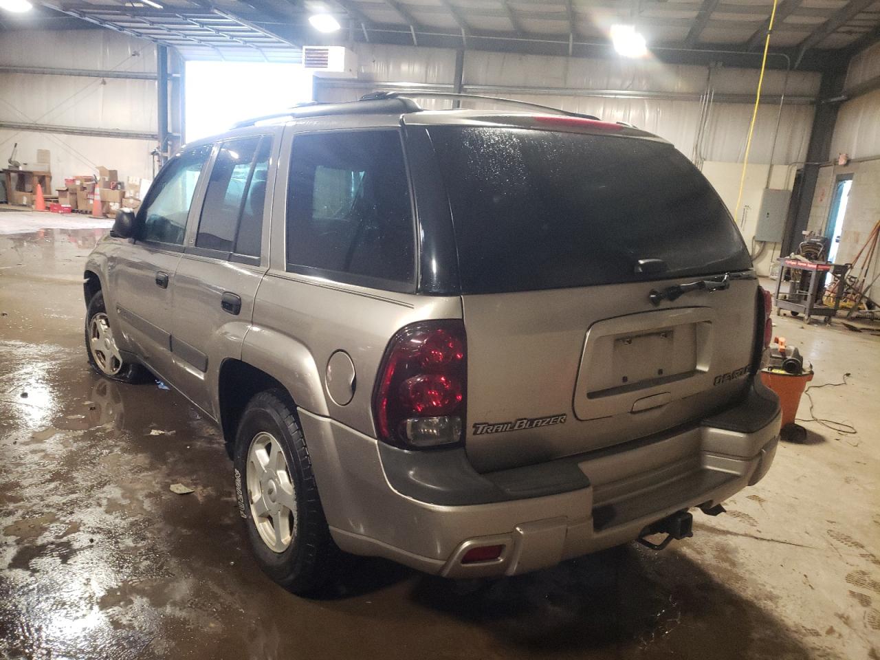 Photo 3 from auction – 2003 CHEVROLET TRAILBLAZE with VIN 1GNDS13S532138891