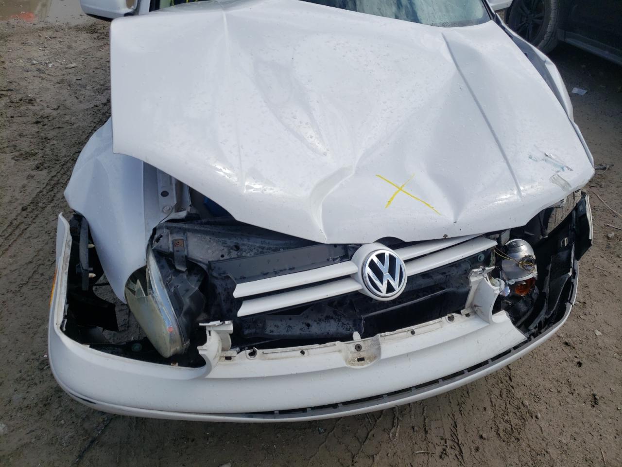 Photo 9 from auction – 2003 VOLKSWAGEN GOLF GL with VIN 9BWFK61J334068374
