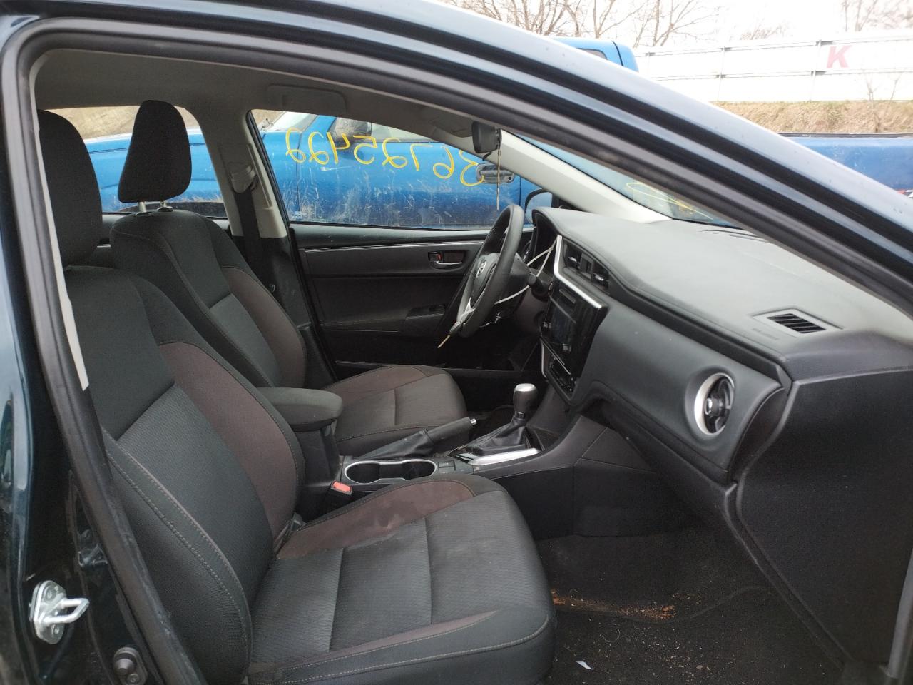 Photo 5 from auction – 2019 TOYOTA COROLLA L with VIN 2T1BURHE5KC146663