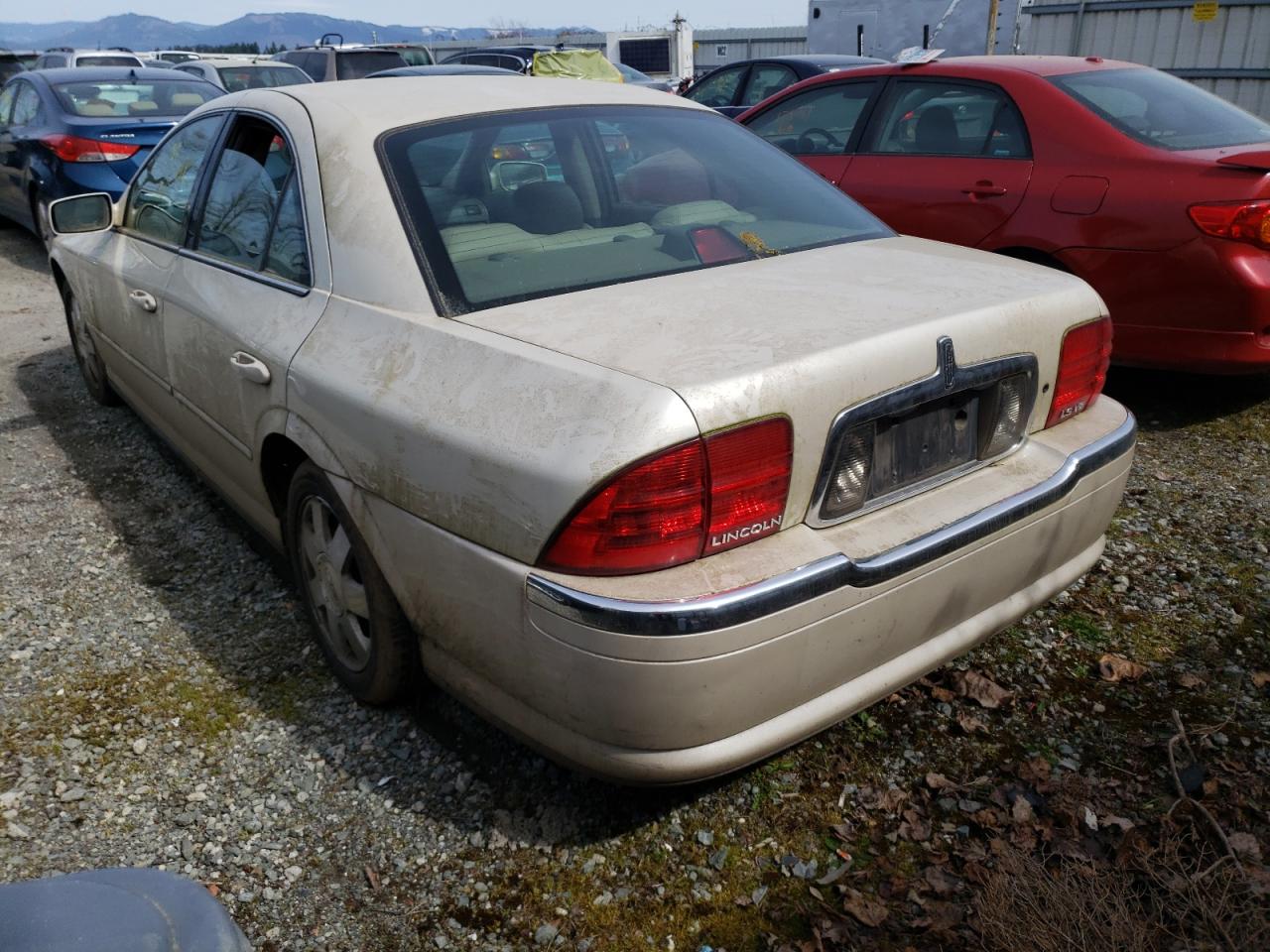 Photo 3 from auction – 2002 LINCOLN LS with VIN 1LNHM87A52Y689022