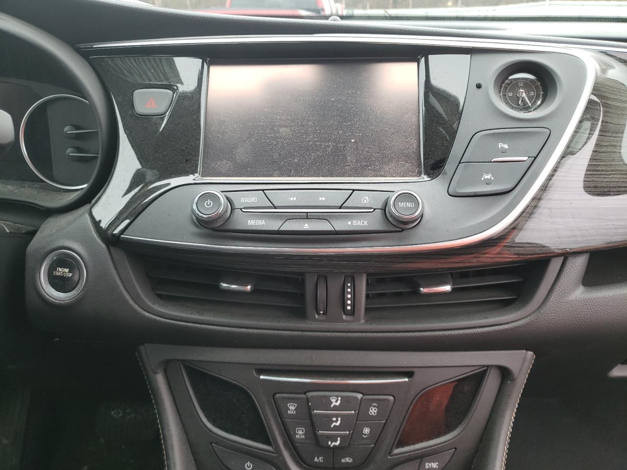 Photo 9 from auction – 2016 BUICK ENVISION P with VIN LRBFXESX4GD217033