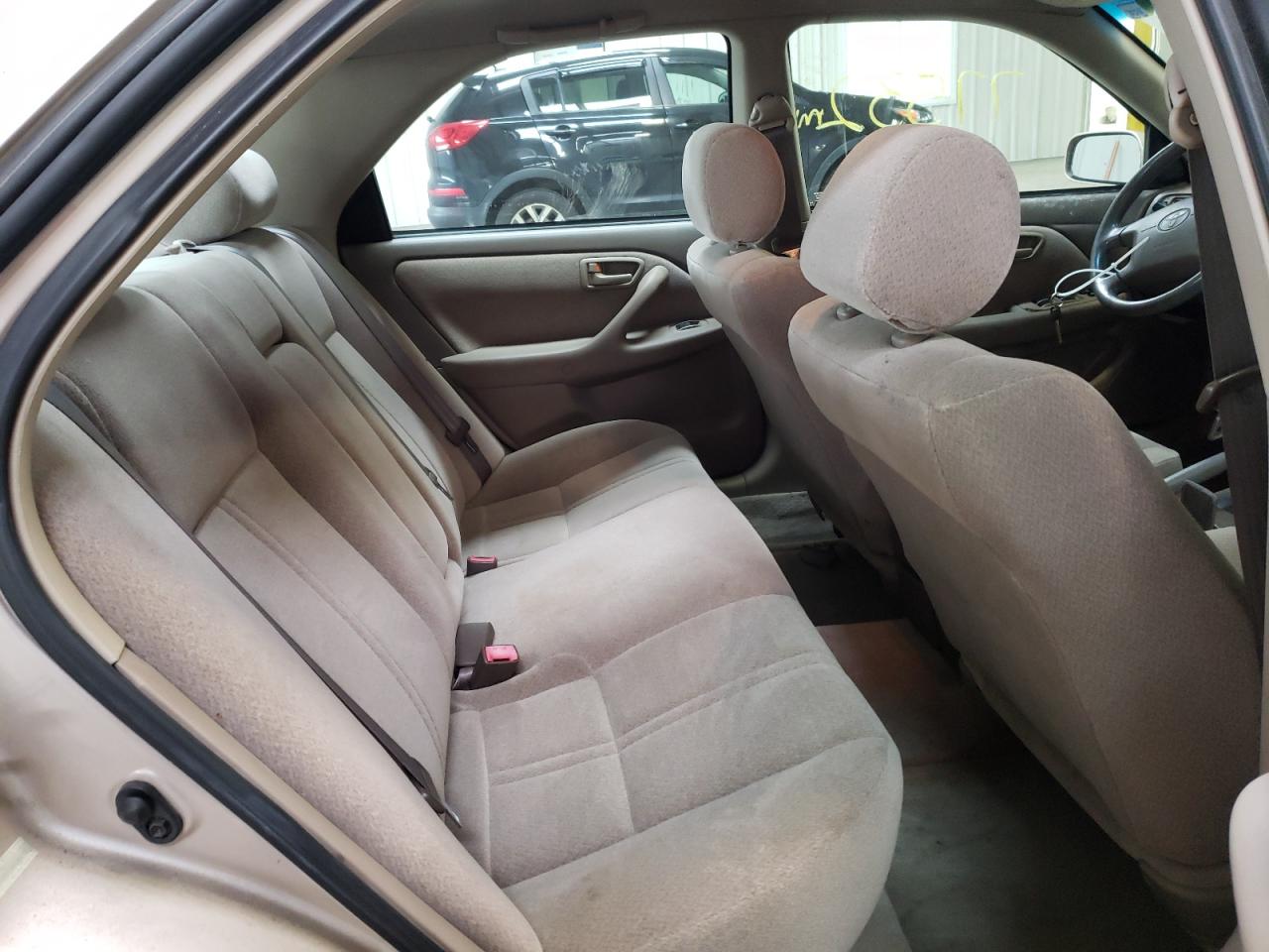 Photo 6 from auction – 2001 TOYOTA CAMRY with VIN 4T1BG22K21U069230